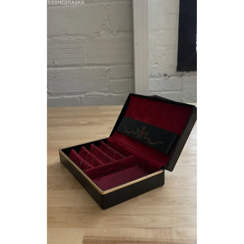 Vintage Babcock Heraldic Jewelry Box Red Velvet Ring Case Mid Century Patented